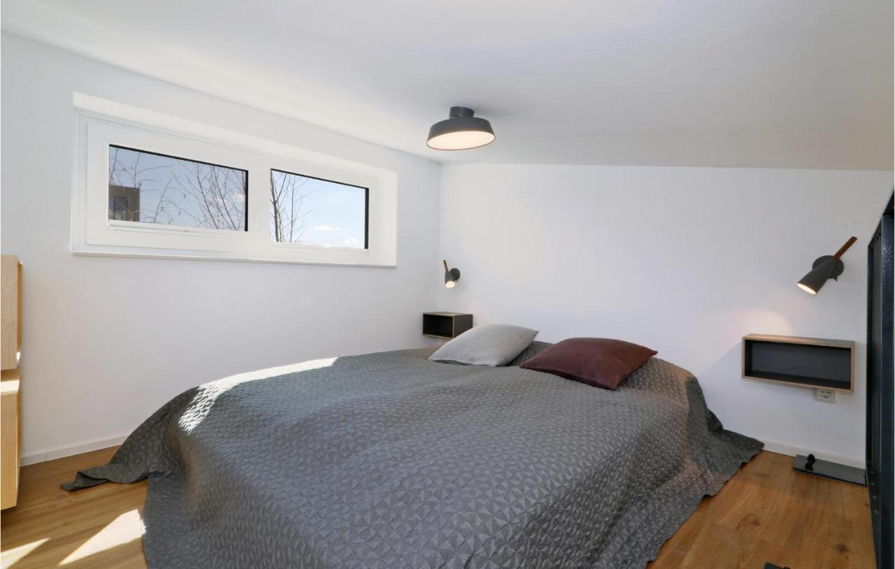 Stunning Home In Lembruch-Duemmer See With Sauna Buitenkant foto